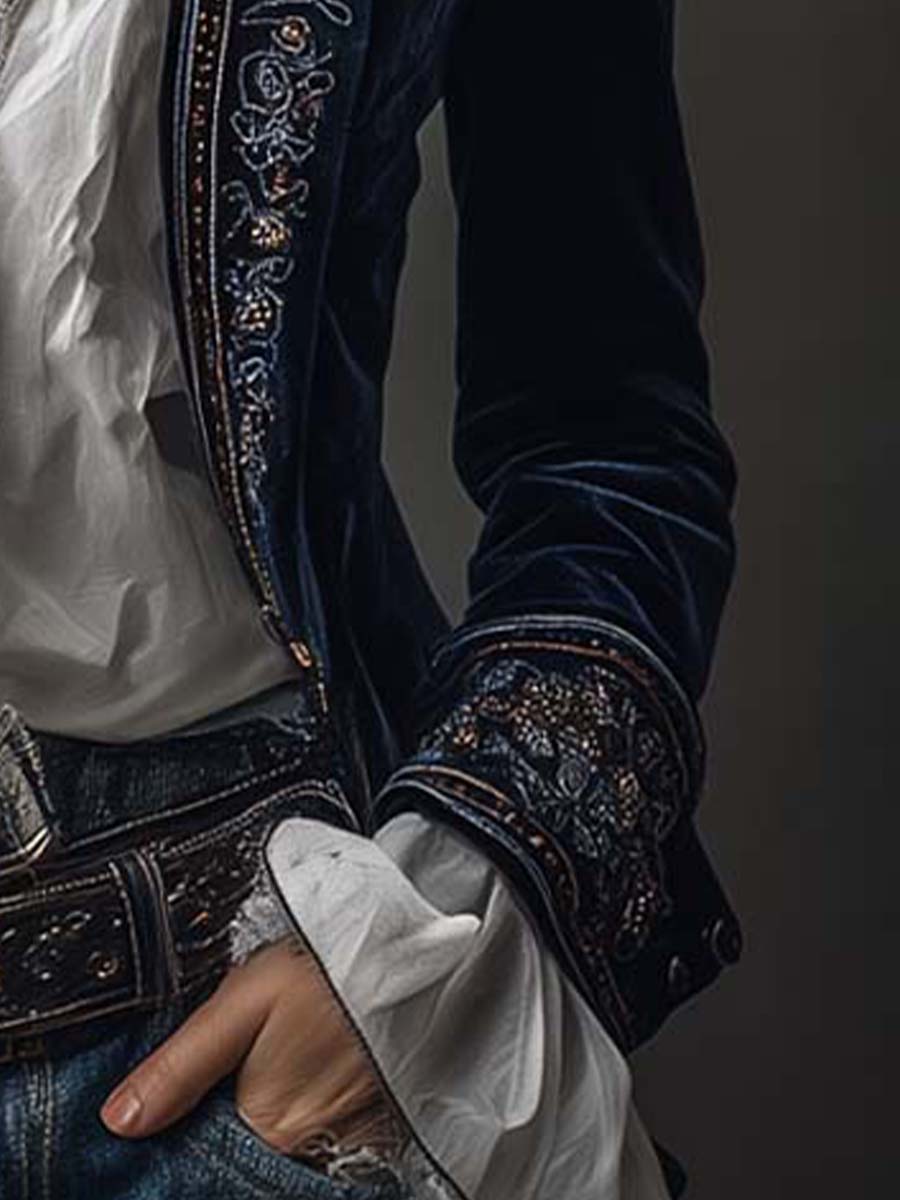 Chaqueta larga vintage de mujer azul marino bordada.