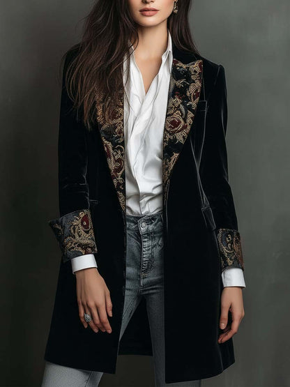 Blazer negro de mujer slim fit con solapas y estampado