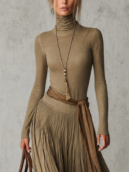 JÚLIA -  Vestido Maxi Plisado de Cuello Alto
