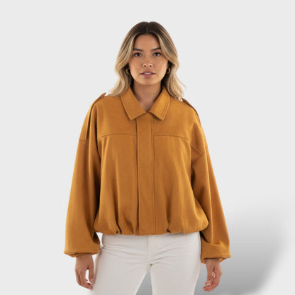 Cazadora Bomber con Cuello Solapa y Cremallera